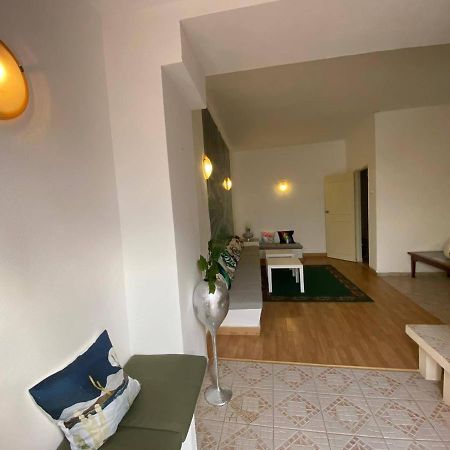 Iguana Guesthouse 拉哥斯 外观 照片